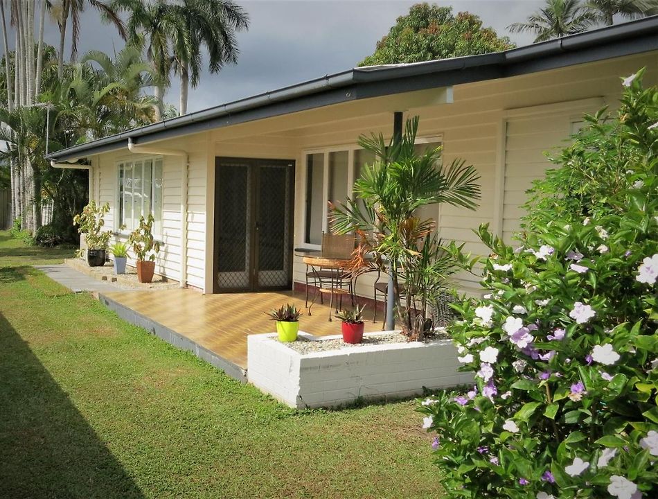 Holiday rentals Cairns Holiday homes Cairns